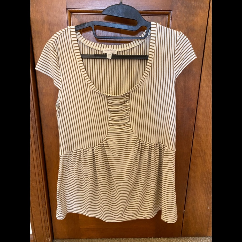 EUC.  A Pea In The Pod Maternity Redefined Striped Shirt. Size M.